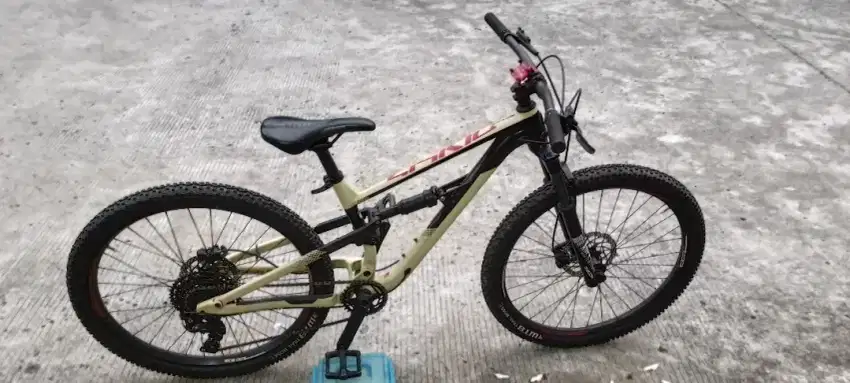 Mtb Polygon Sisiku D7