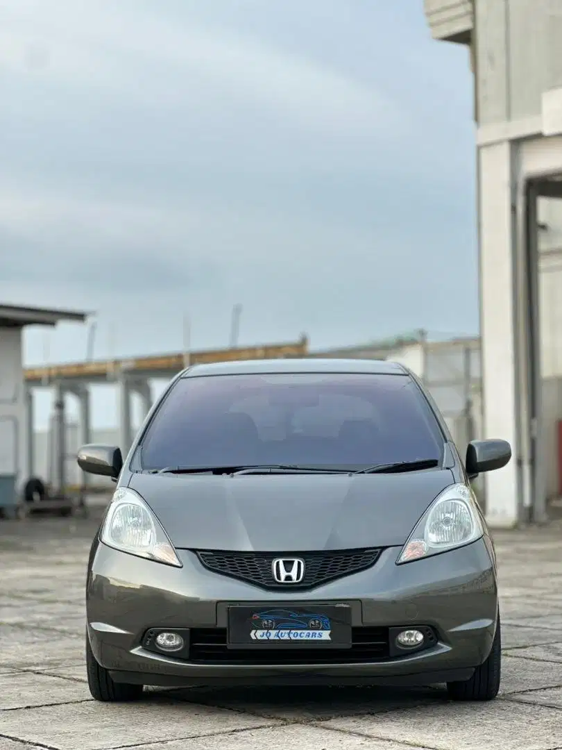 Tdp murah !! Honda jazz 2010 S/Rs matic bensin antik march xs mazda 2