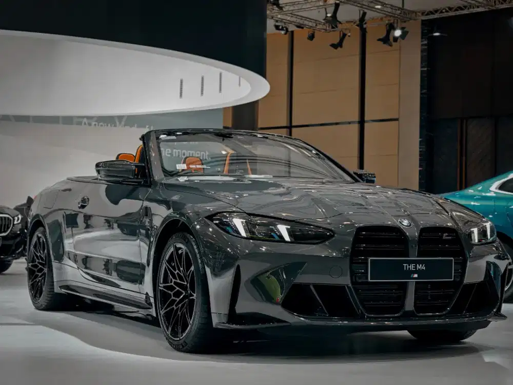 BMW M4 Convertible Competition AT