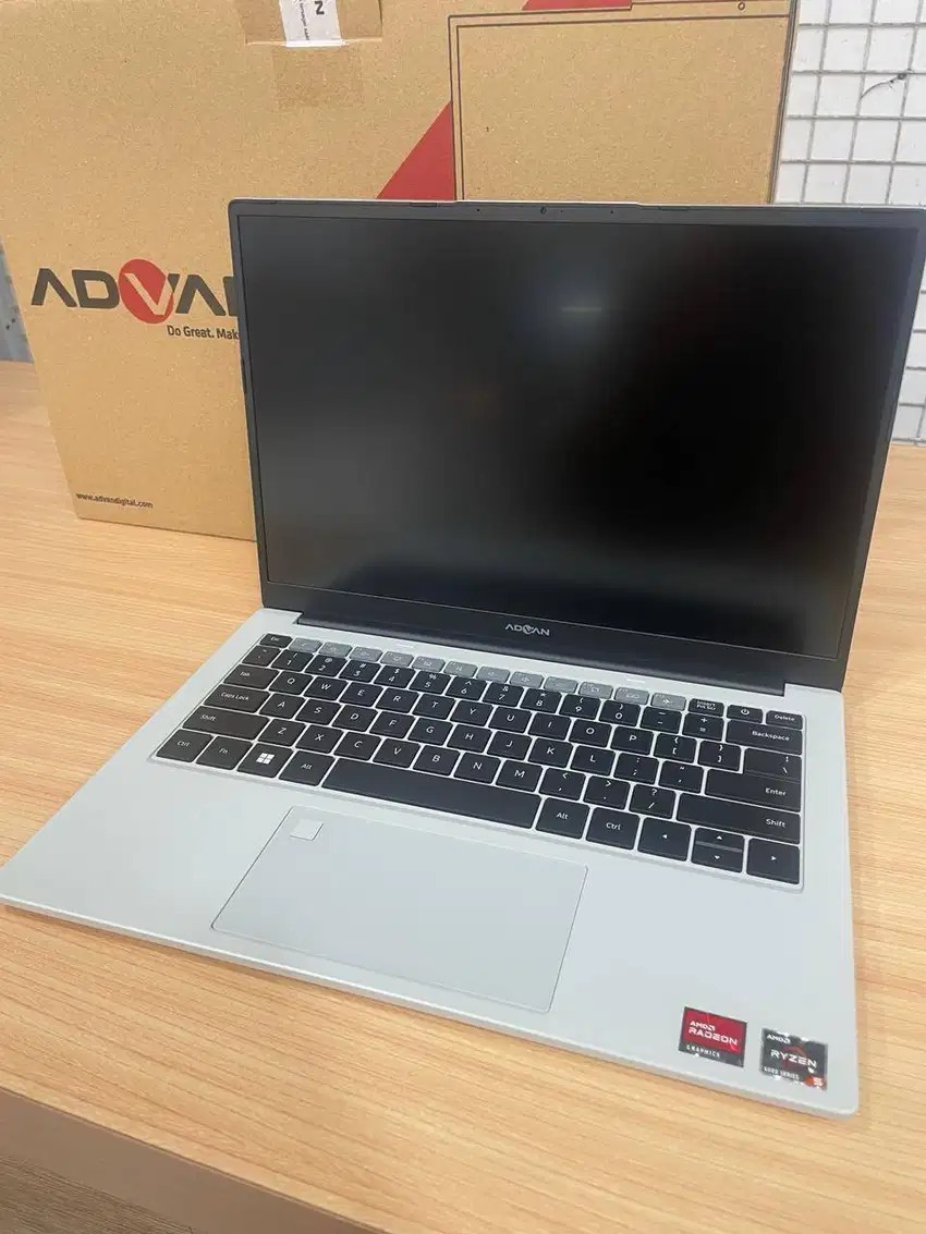 ADVAN Laptop Workplus AMD RYZEN 5 6600H 16GB 512GB W11 14 FHD