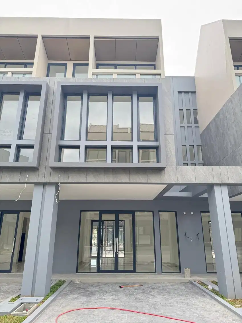 DISEWAKAN Ruko Delrey Business Town House BSD City Lokasi Strategis