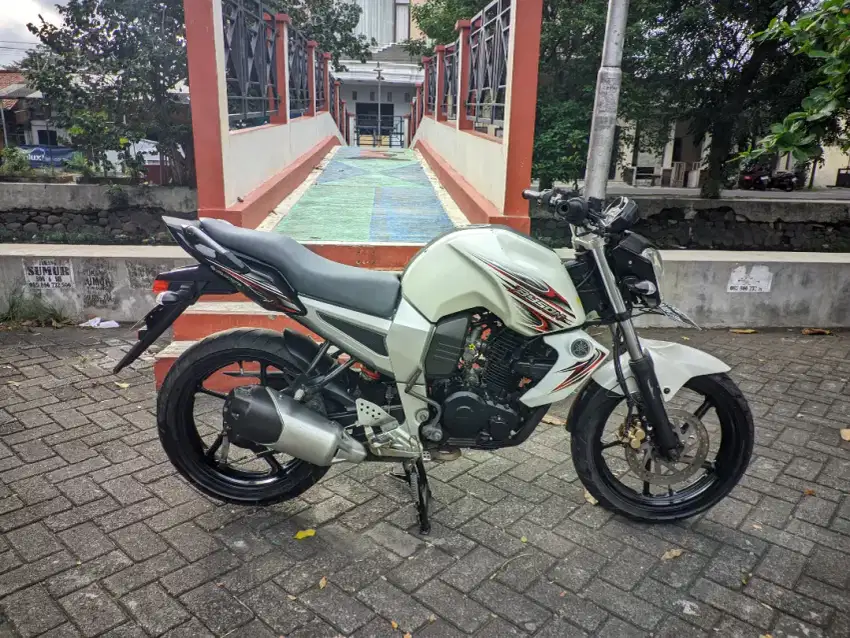 Byson 2012 Putih Karburator Mesin Josh Plat Ad