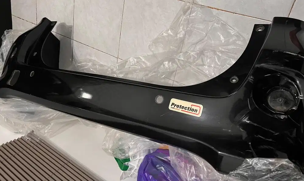Dijual Bumper Belakang Bekas Mobil Avanza Veloz 2014