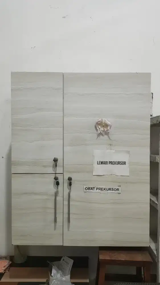 JUAL LEMARI PREKURSOR
