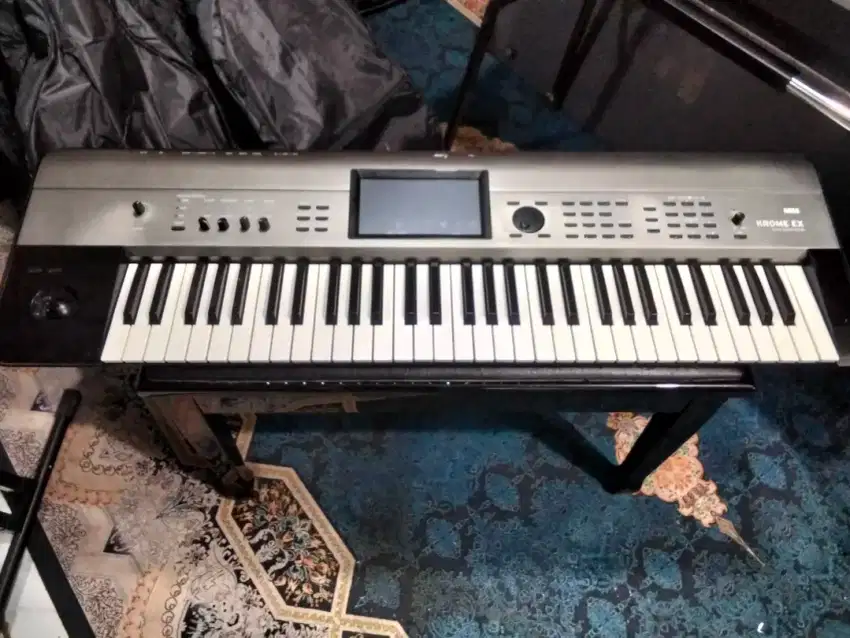 Keyboard Korg EX