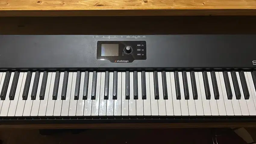 Keyboard controller STUDIOLOGIC SL 88 i Studio