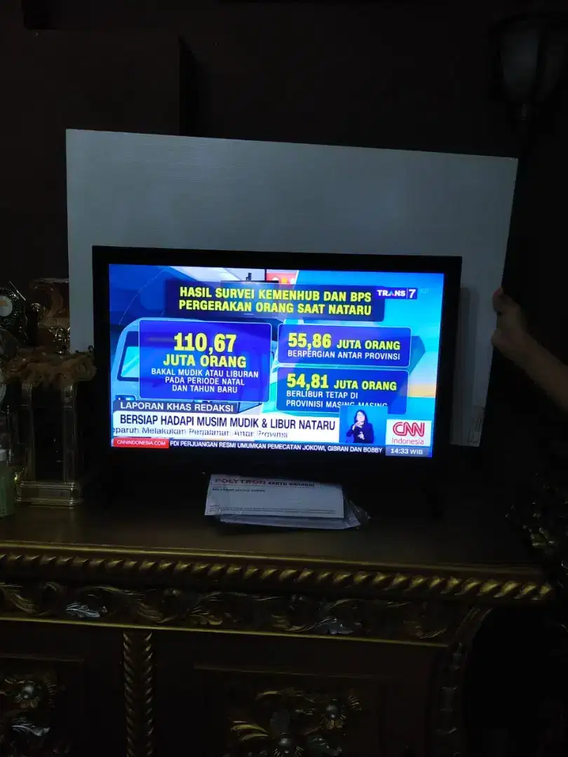 LED TV polytron 24 Smart tv