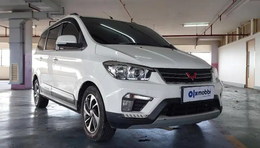 DP Rendah  8JT Daihatsu Xenia 1.3 R SPORTY Bensin-AT 2017 Abu
