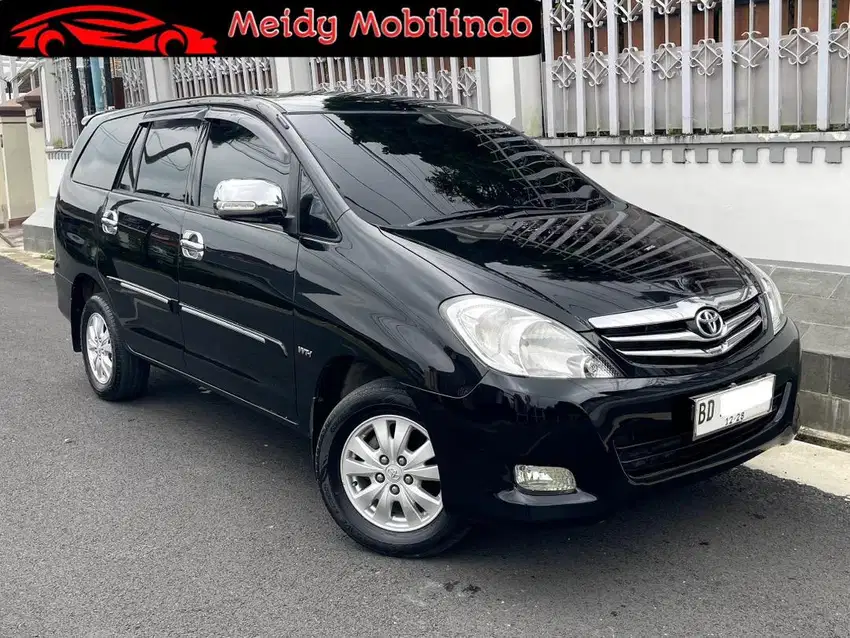 DP 25jt) Innova G 2.0 Bensin MT 2011 manual plat BD v e bot 2010 keren