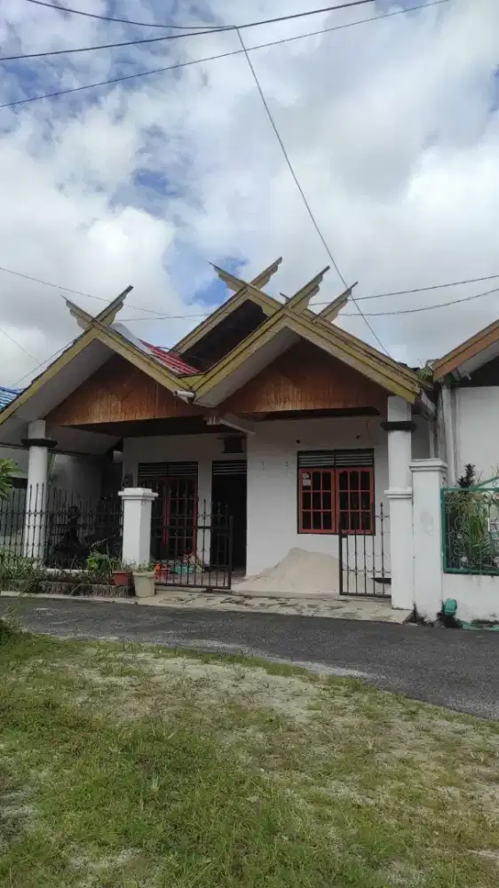 Dijual / dikontrakan Rumah Cantik BU