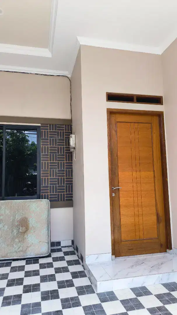 Rumah compact 2 lantai (brand new), Cipondoh, siap huni, bisa kpr