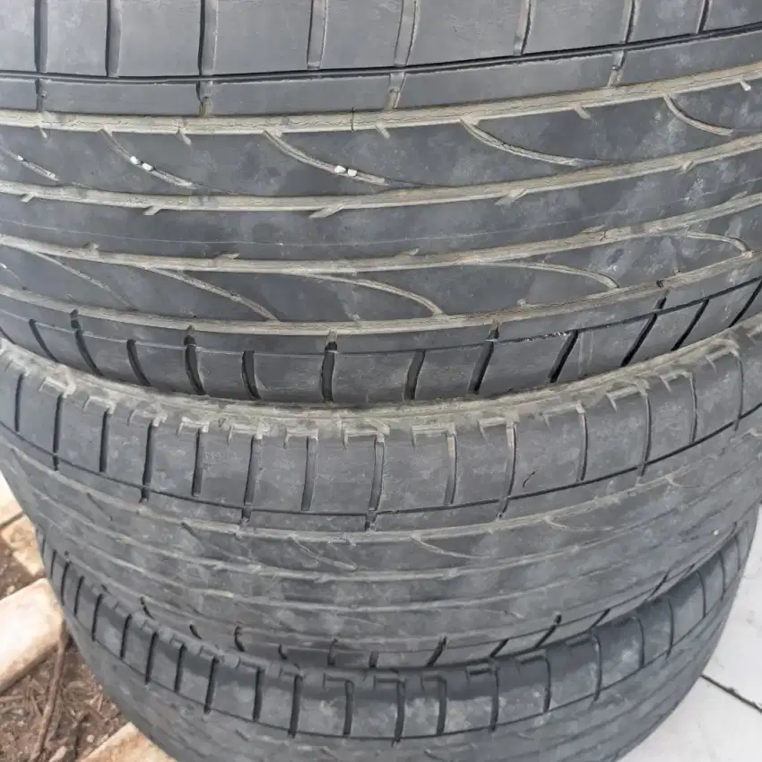 Ban 215 60 17 bridgestone alenza 2pcs
