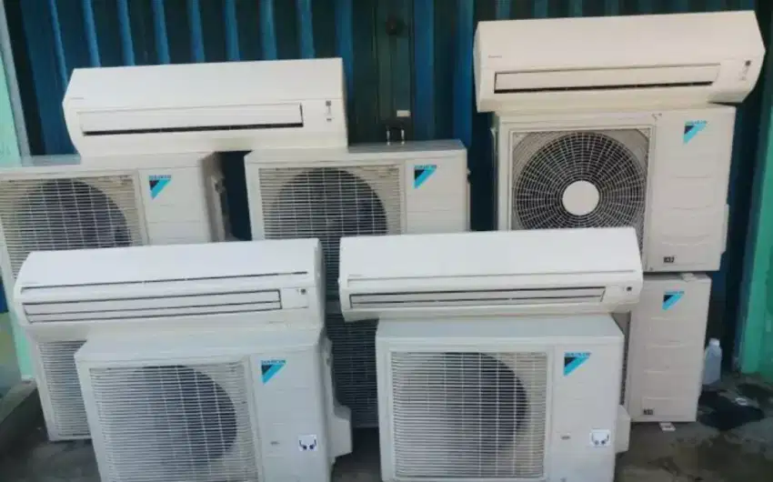 Jual ac bekas berbagai merk dan pk Panasonic sharp LG Samsung Daikin
