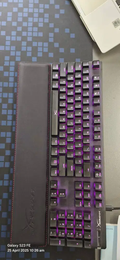 Keyboard Gaming Fullsize Hyperx Alloy Origins + Wrist Rest
