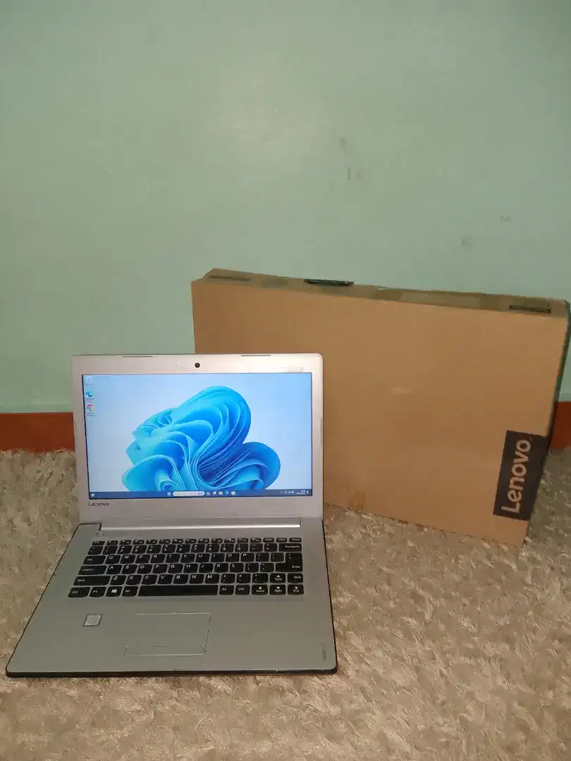 Lenovo Ideapad 310 core i5 gen 7 dual vga