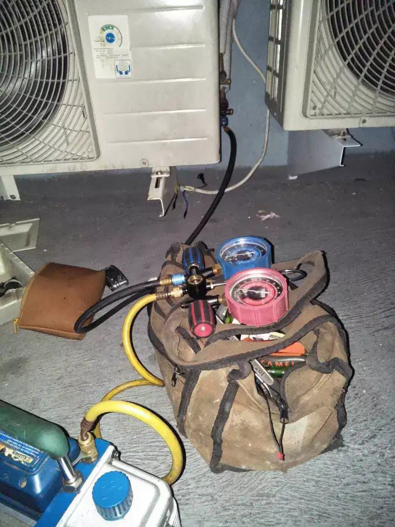 Melayani jasa servis ac,bongkar pasang ac,tukar tambah ac,ac netes