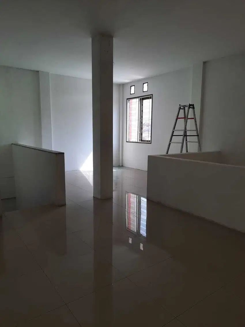 Dijual Ruko stategis bagus jalan utama di Jln Gandasoli