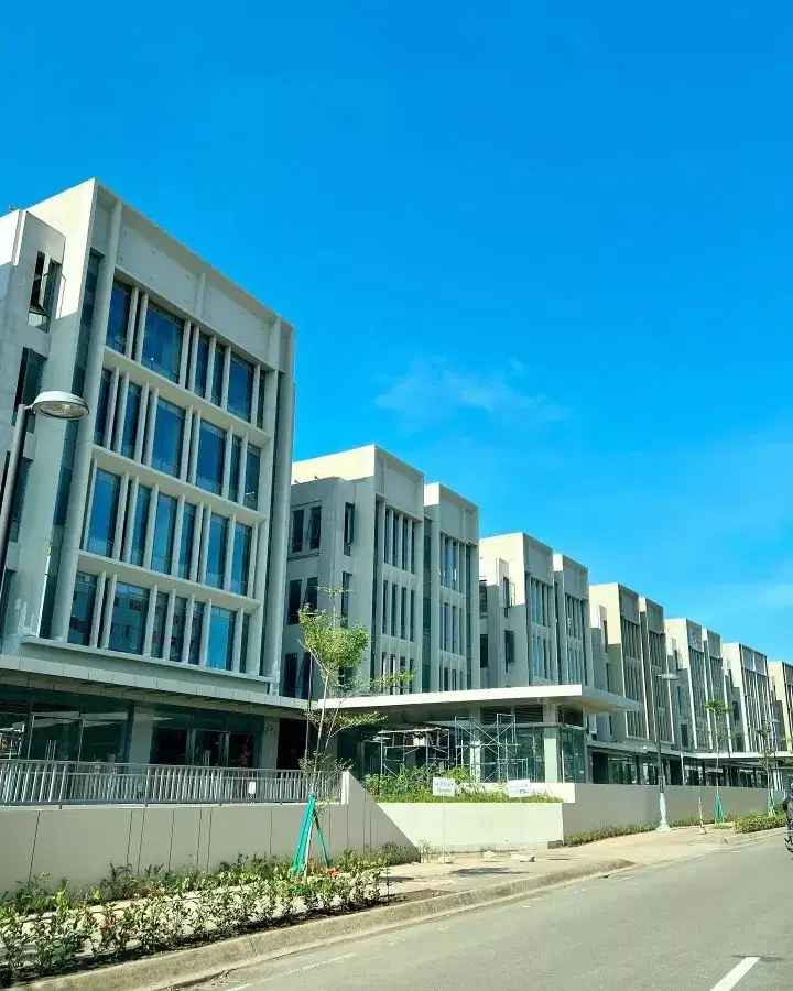 Tinggal 3 Unit North Point Two Navapark BSD Ready Siap Pakai