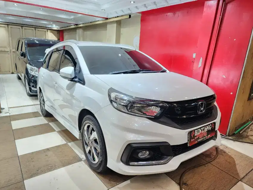 HONDA MOBILIO RS AT 2018 PUTIH (BINTANG MOTOR)