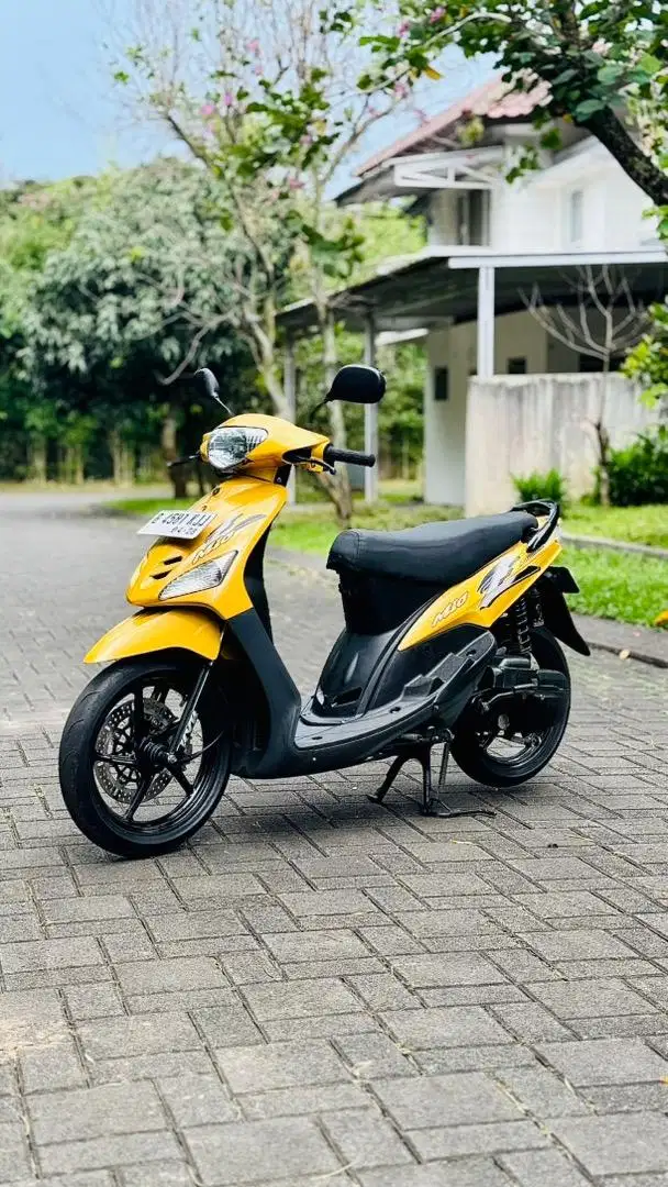 Mio kuning asli 2004