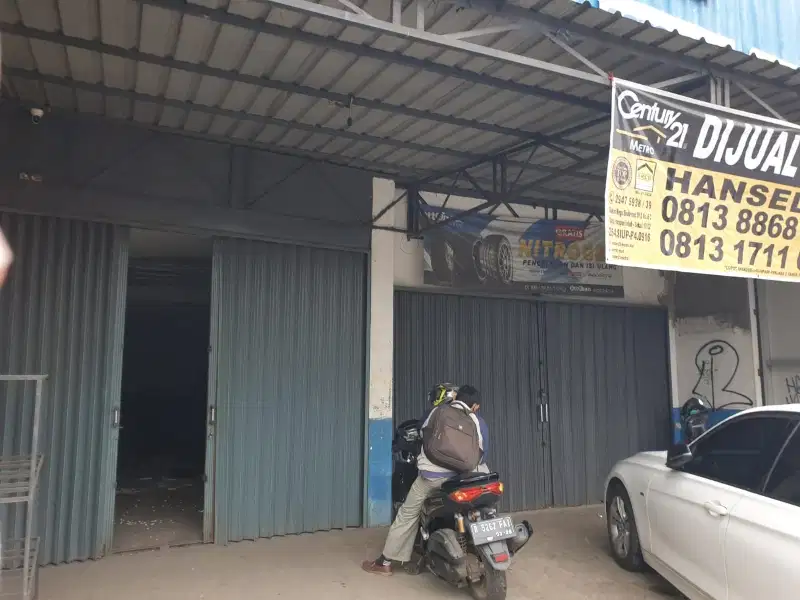 DISEWAKAN TEMPAT USAHA DENGAN TRAFFIC TINGGI