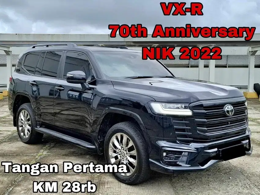 70th anniversary Toyota Land Cruiser LC 300 VXR VX-R 2022