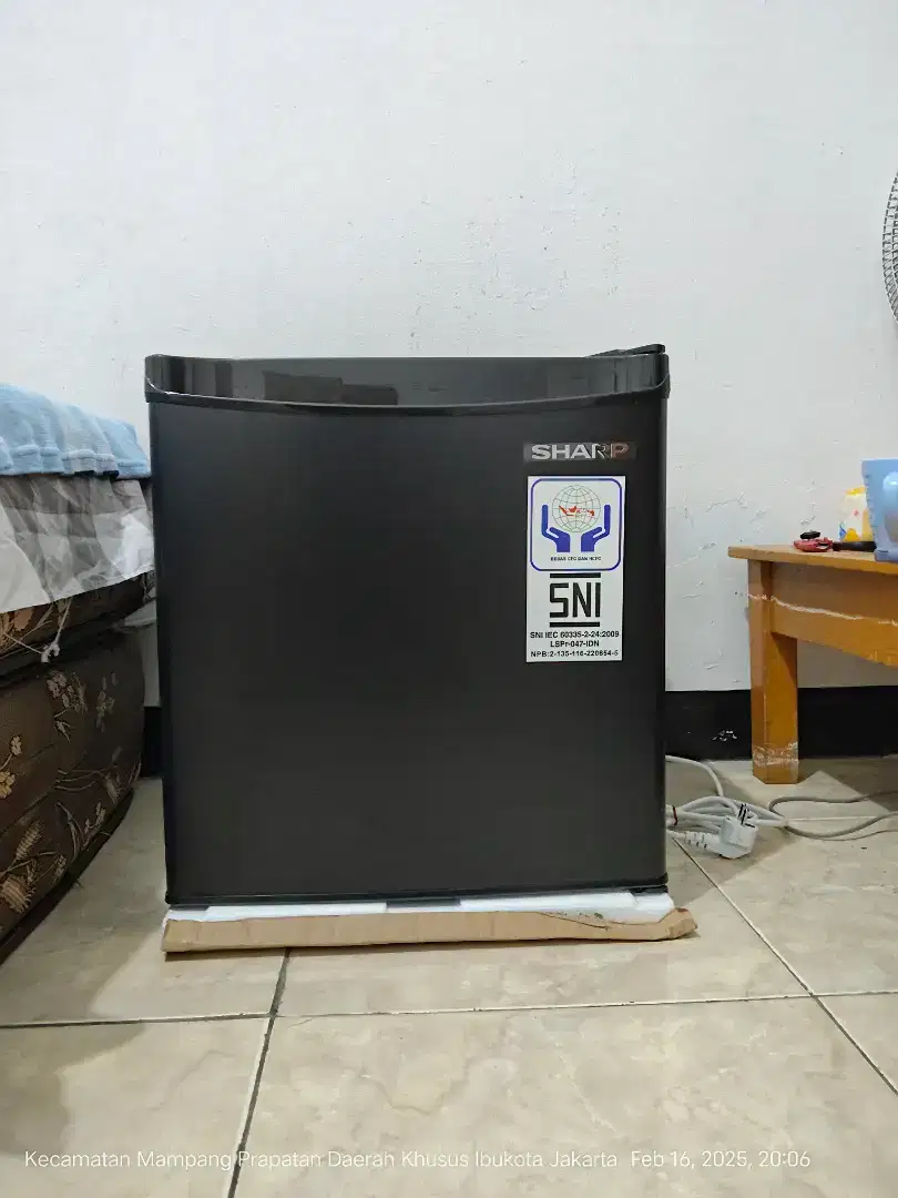 Kulkas Sharp 50 liter garansi