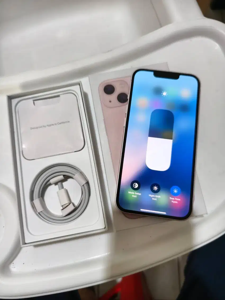 Iphone 13 128 Gb warna Pink All Operator Bh 100% Like New Ios 18.4