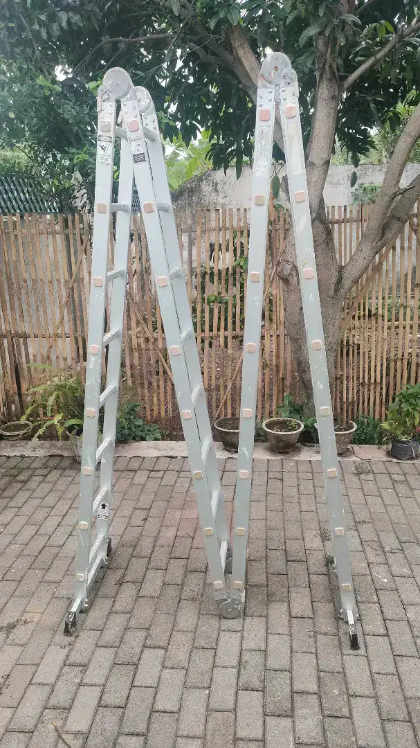 Tangga Lipat 4x8 Step merk Alexander