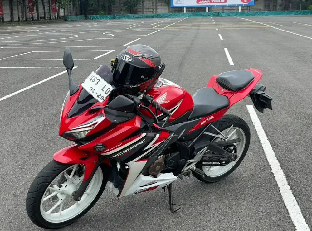CBR 150  2019 dijual/TT/BT