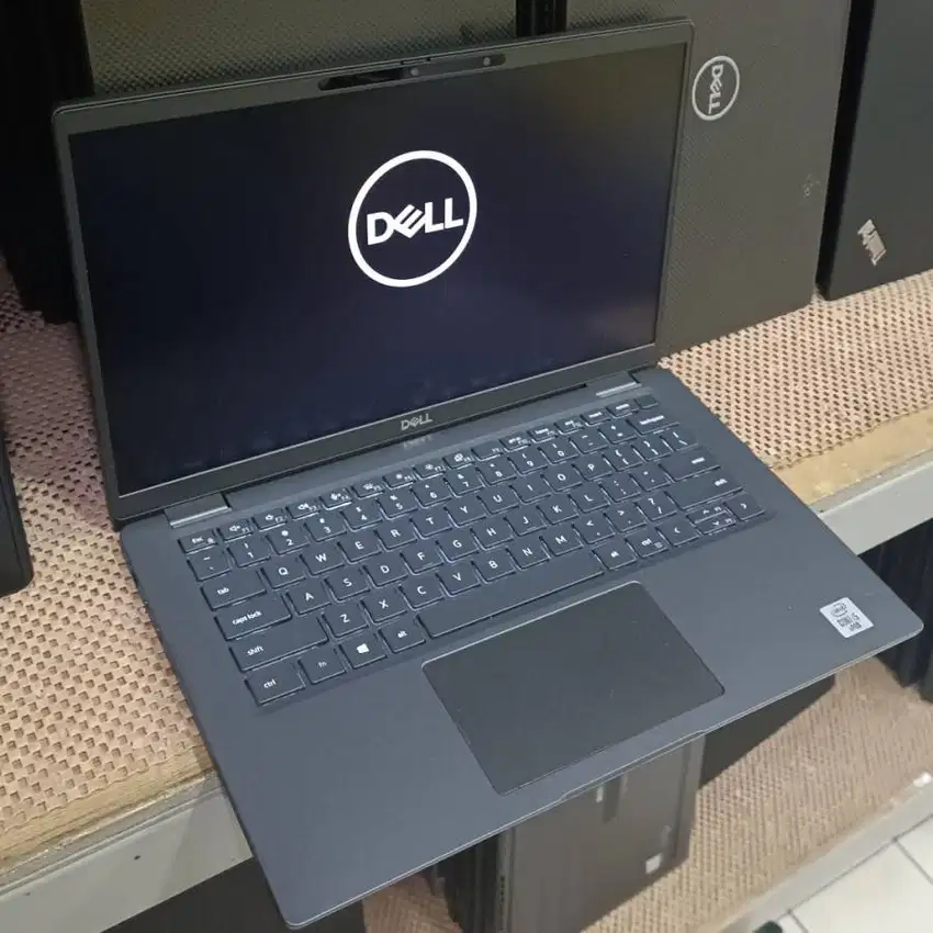 Laptop Dell Latitude 7410 2in1 Core i5 Gen 10 RAM 16/512GB D-ATT