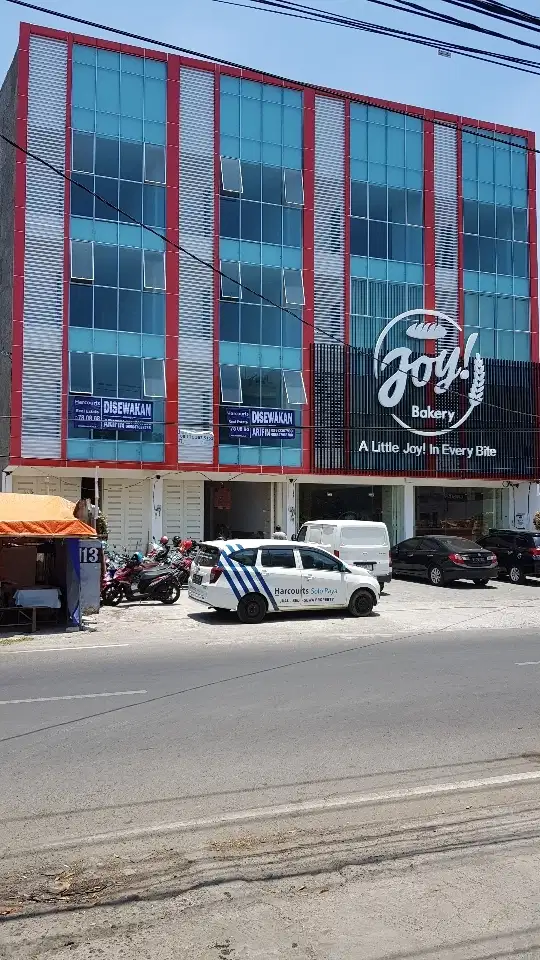 Ruko strategis 4 lantai, tengah kota dekat mall solo paragon