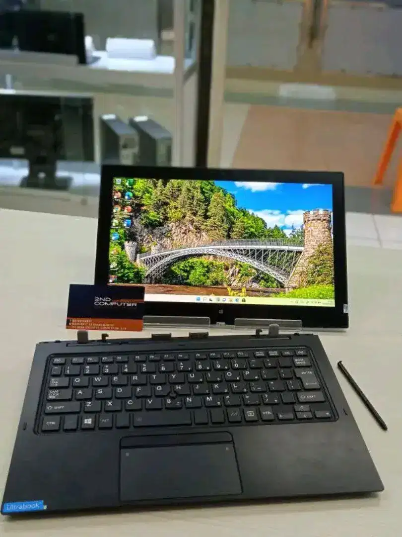 Laptop toshiba dynabook r82 core m5, Ram 8 gb, Ssd 256 gb Touchscreen