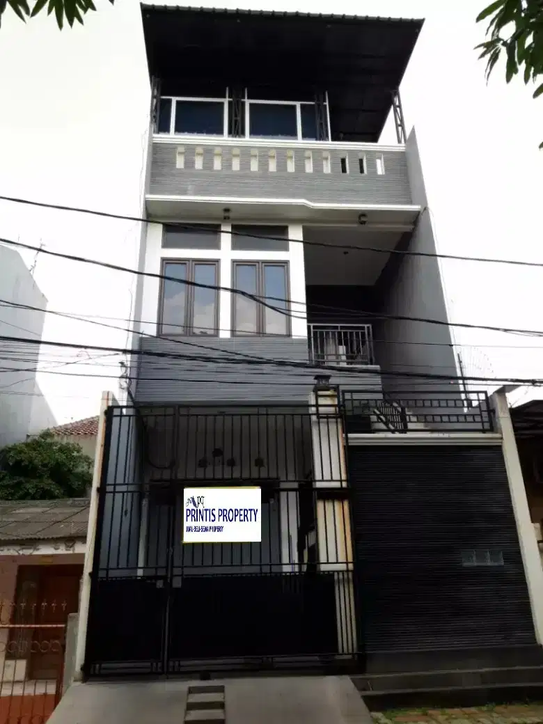 DiJual Rumah 3 Lantai Lokasi Strategis di Kelapa Gading, Jakarta Utara