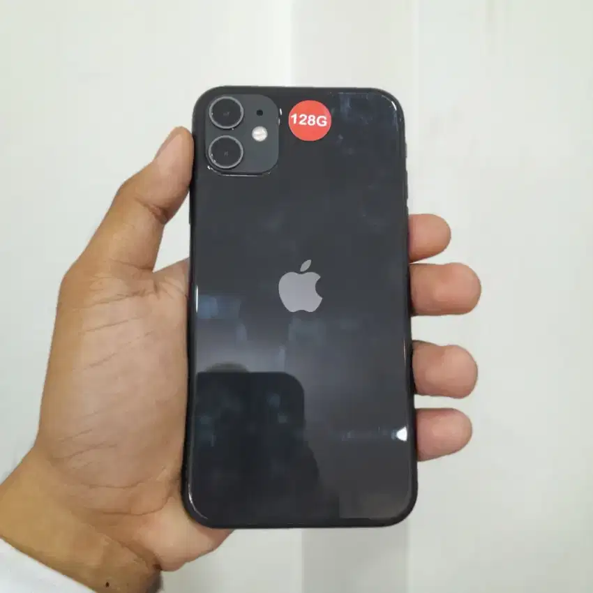 iPhone 11 128GB Black Inter All Operator Fullset Second Rasa Baru
