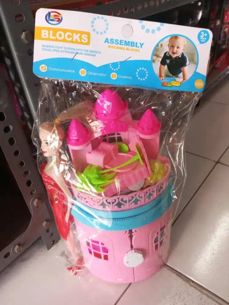 Mainan anak Barbie rumah