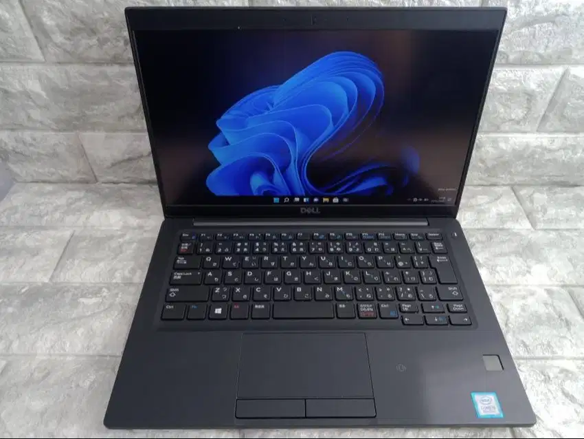 Laptop Dell Latitude 7390 core i5 gen 8 ram 8gb SSD 256gb D-WKJ2