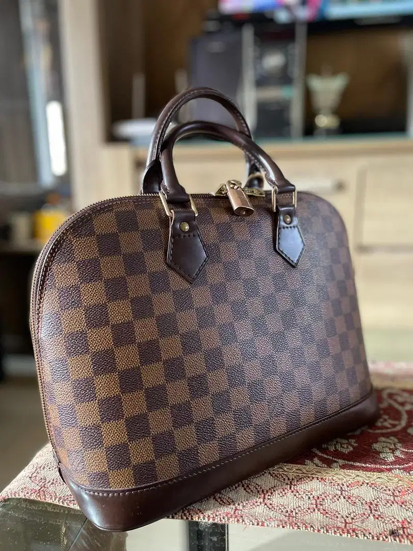 Lv alma damier MM