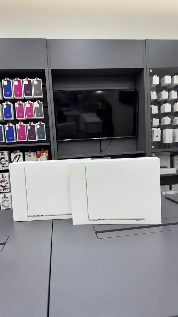 Macbook Air M2 16/256gb new iBox