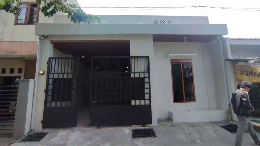 DIJUAL RUMAH KOST 5 KAMAR BANGUNAN BARU