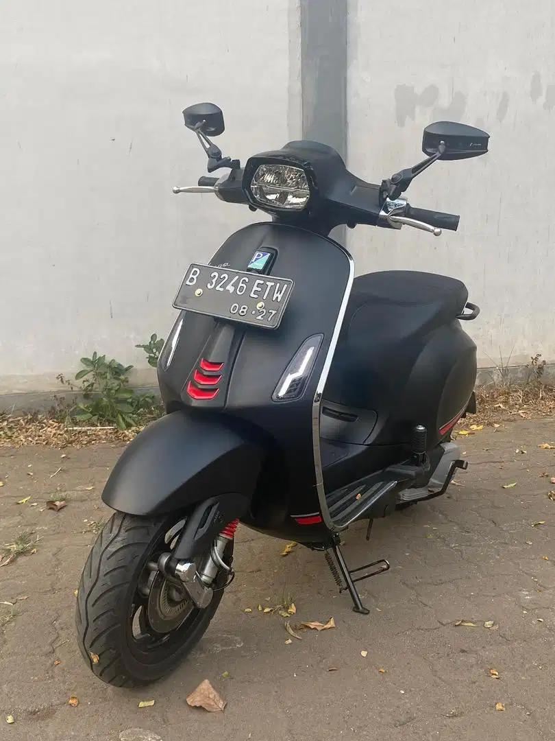Vespa Sprint S 2022 Black Opaco