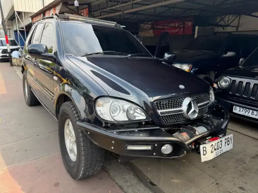 Mercy ML 320AT 4x4 th 2002 km 94rb pajak on