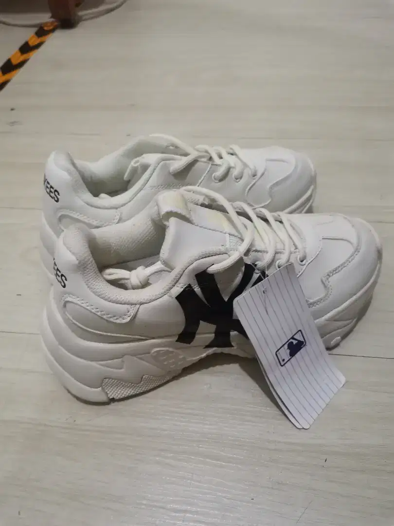 Sepatu m Lb size 37,5