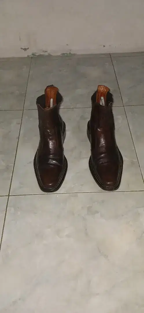 Sepatu both kulit no41 Italy Coklat tua