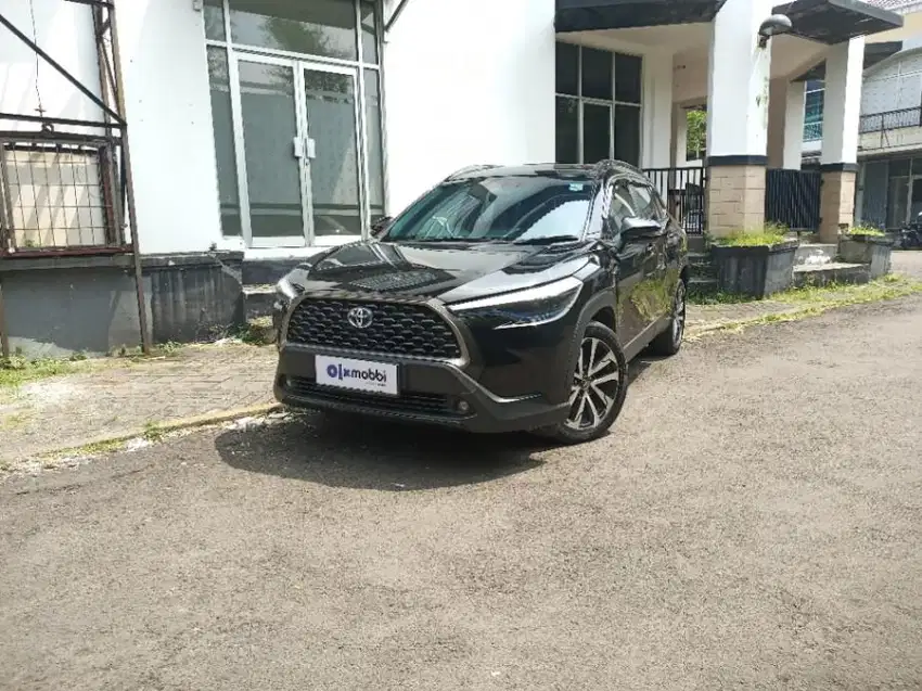 Like New - TOYOTA COROLLA 1.8 CROSS HYBIRD BENSIN A/T 2020 HITAM