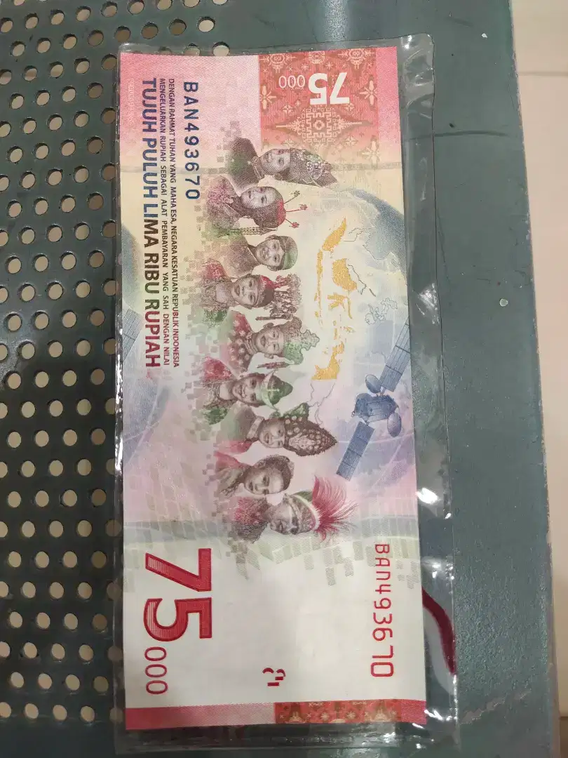 Jual uang 75ribu nih,lg bu