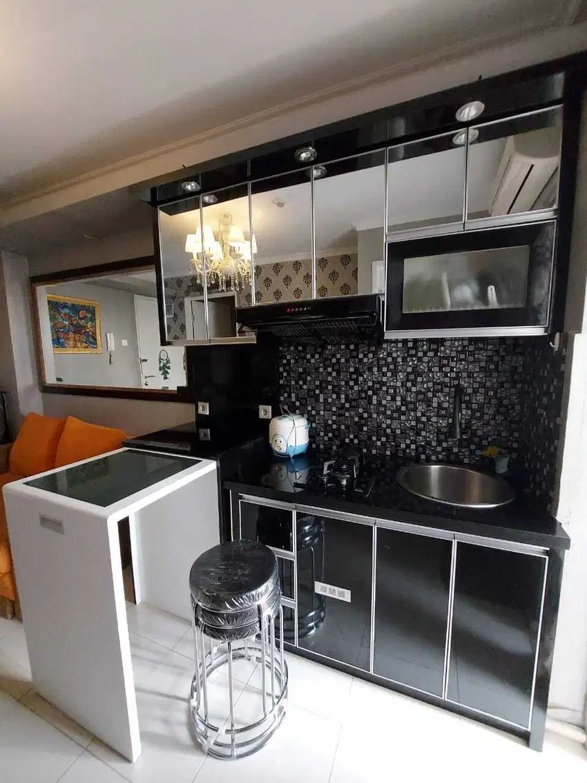 DISEWAKAN UNIT DIATAS MALL APT BASSURA TYPE 2 KAMAR FURNIS TOWER CATTL