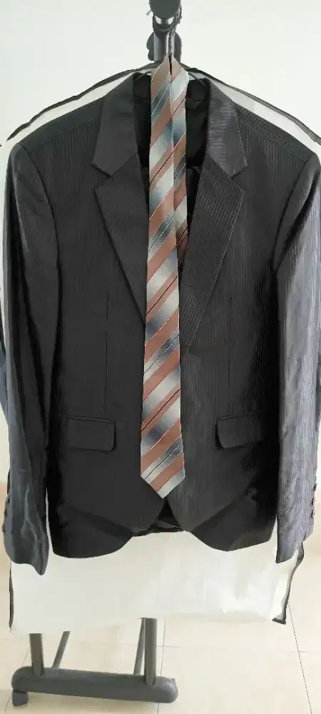 Dasi pria casual/formal