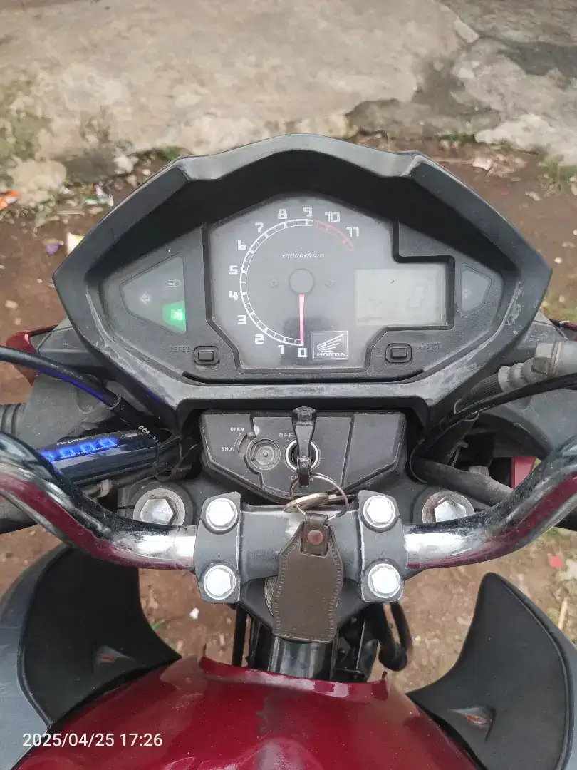 Motor megapro new bekas
