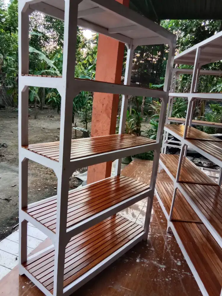 Rak kayu bisa custom